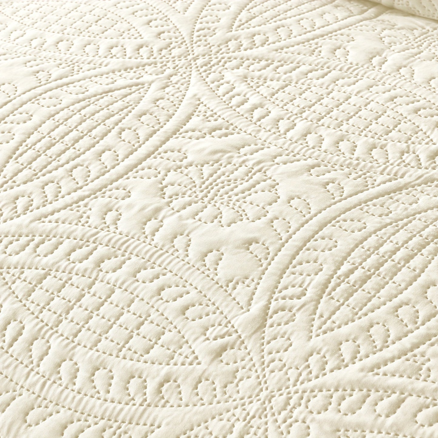 3Pcs Copper Coin Pattern Bedspread Cover