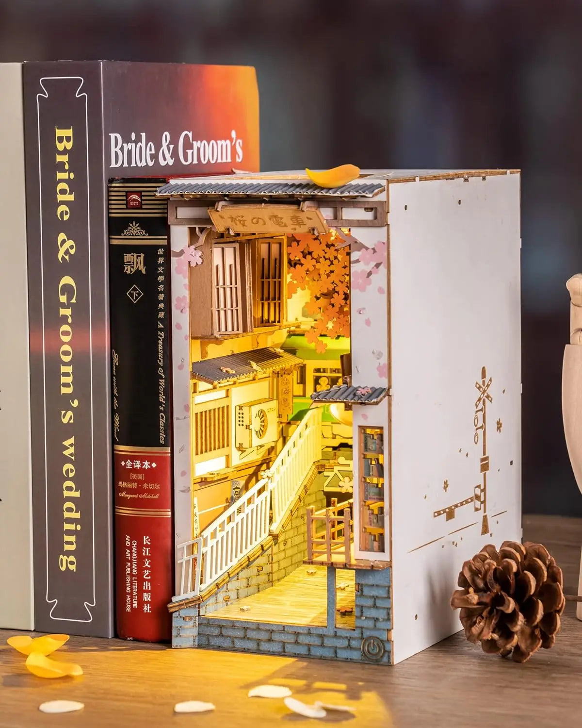 DIY Book Nook Japanese Sakura Densya Kit