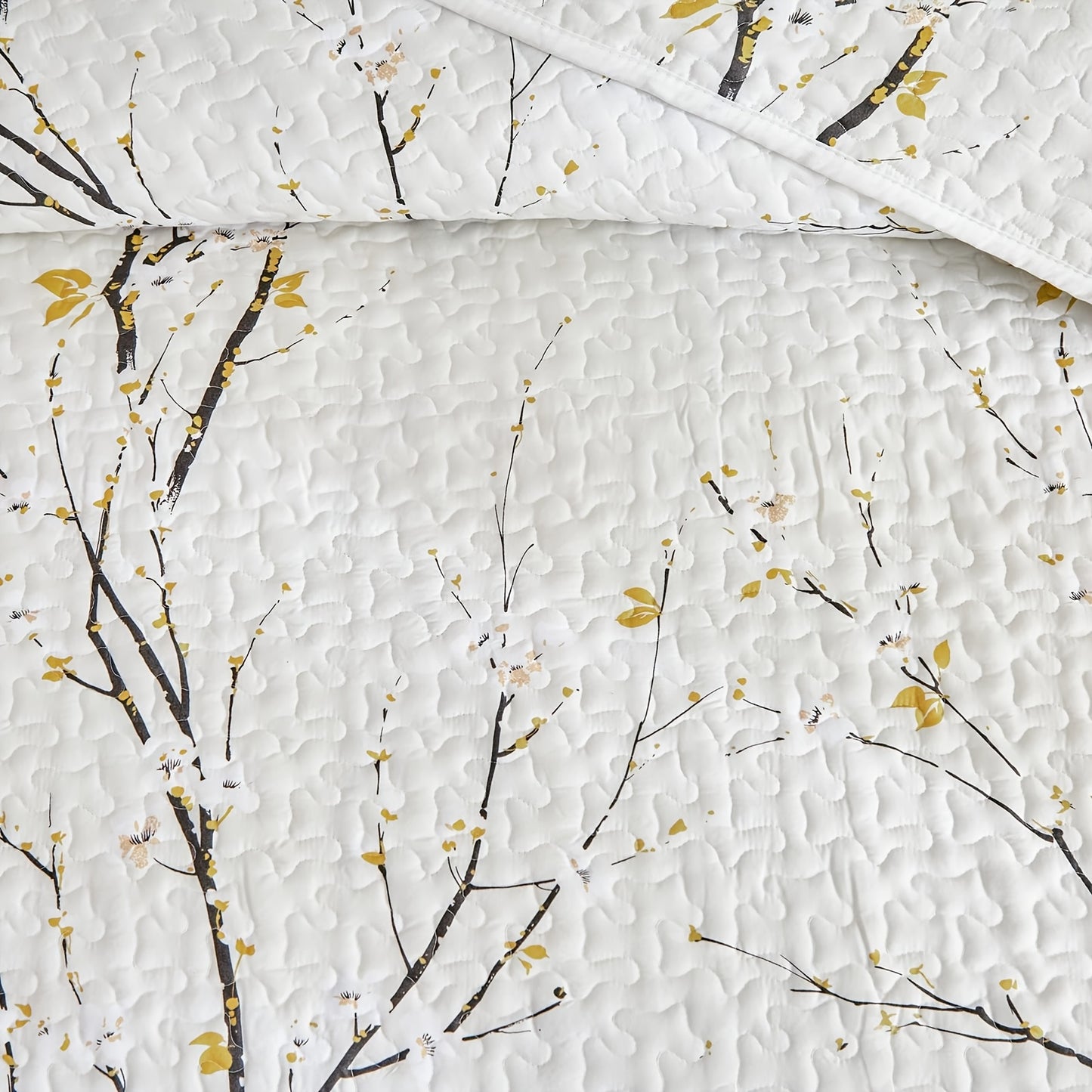 3pcs Plum Blossom White Quilt Set