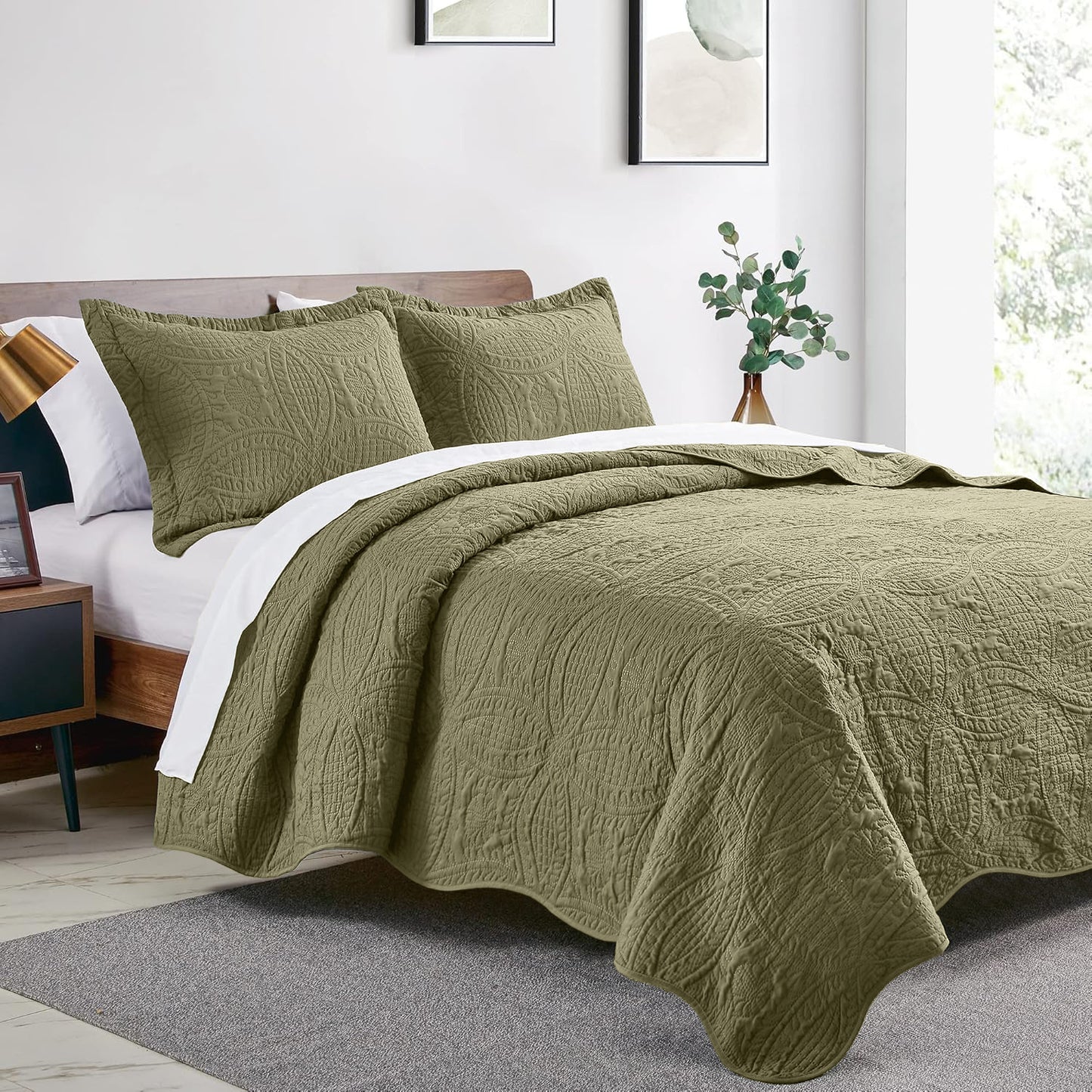3pcs Set of Coin Patterned Bed Cover