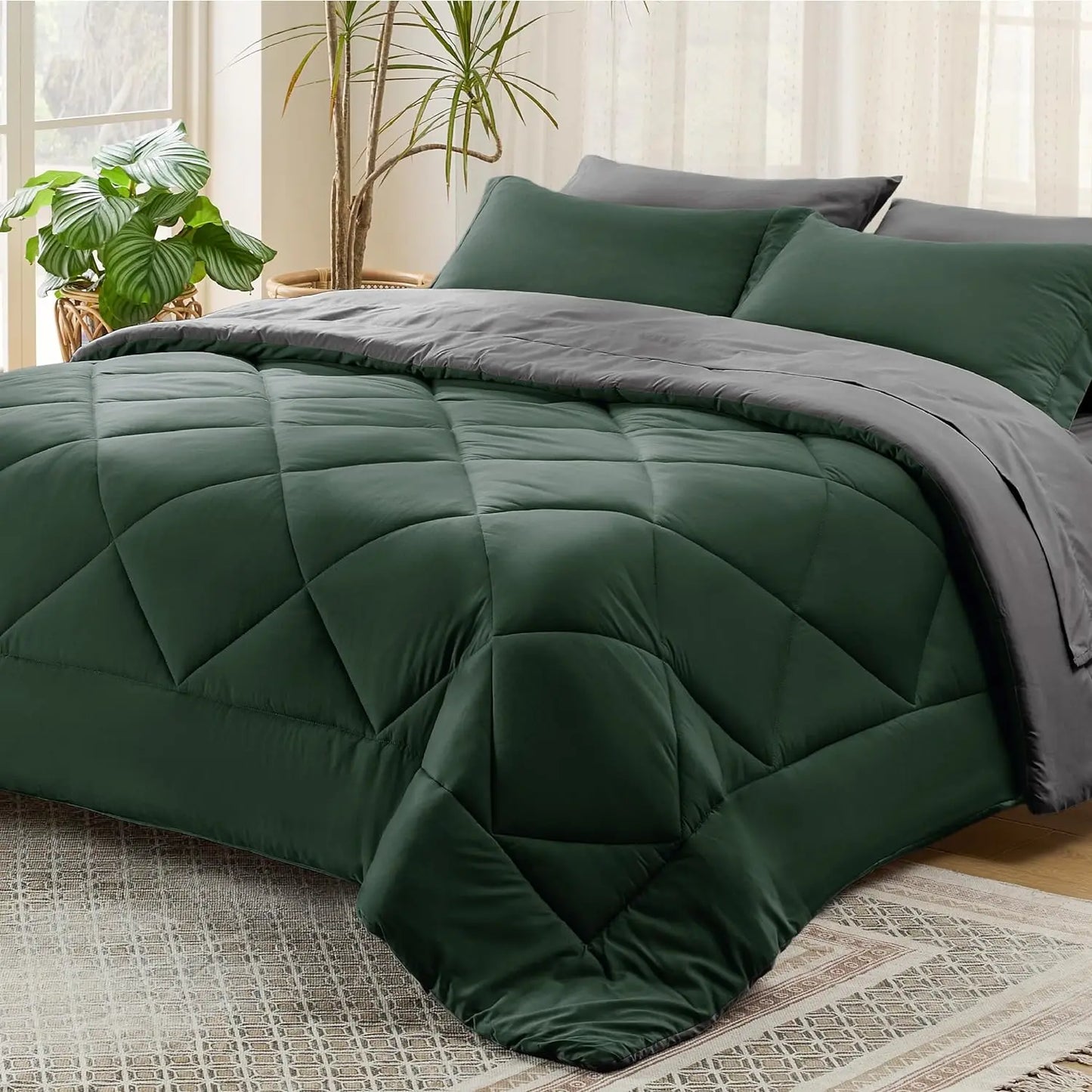 Bedsure Comforter Set - Reversible