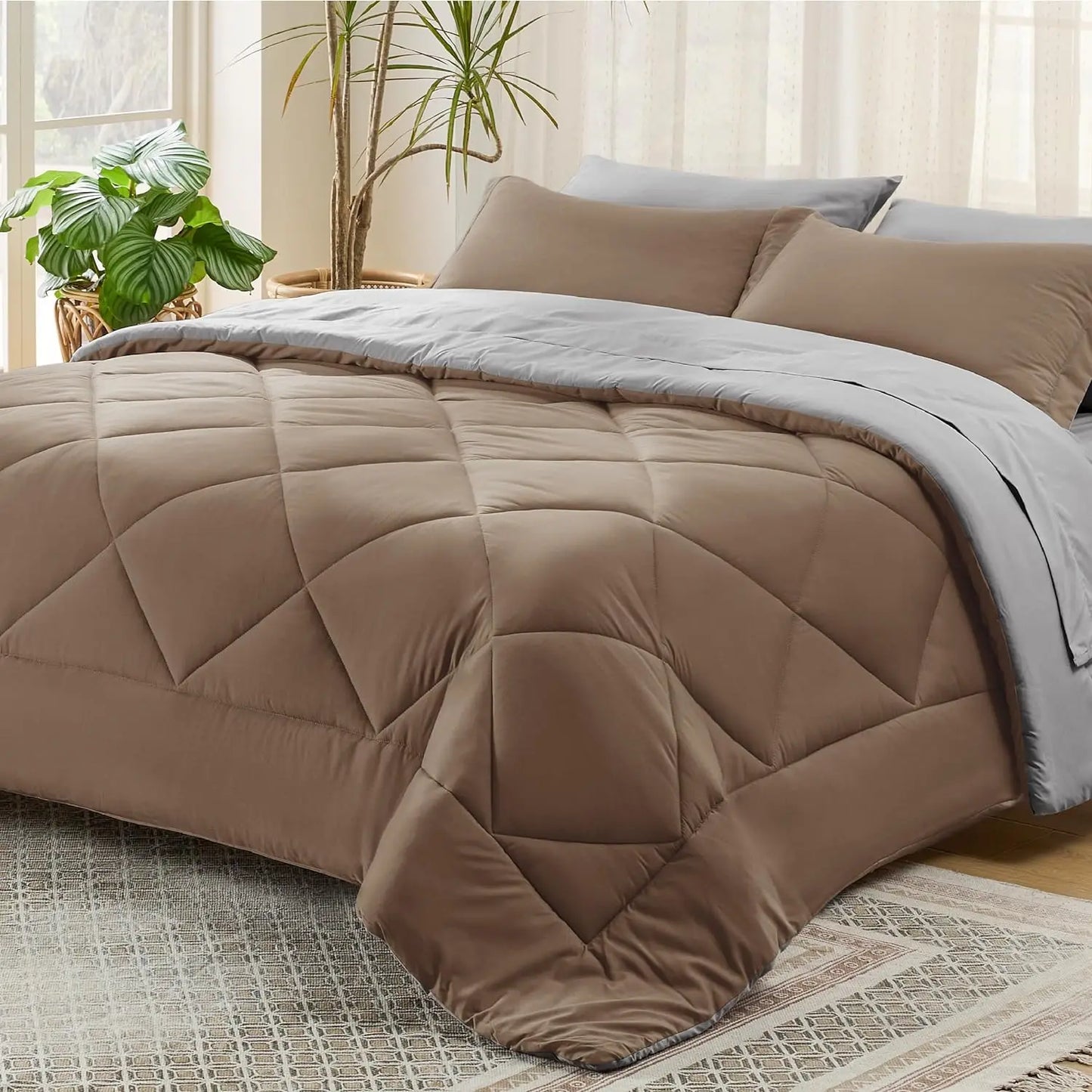 Bedsure Comforter Set - Reversible