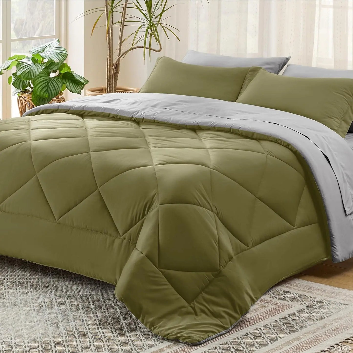 Bedsure Comforter Set - Reversible