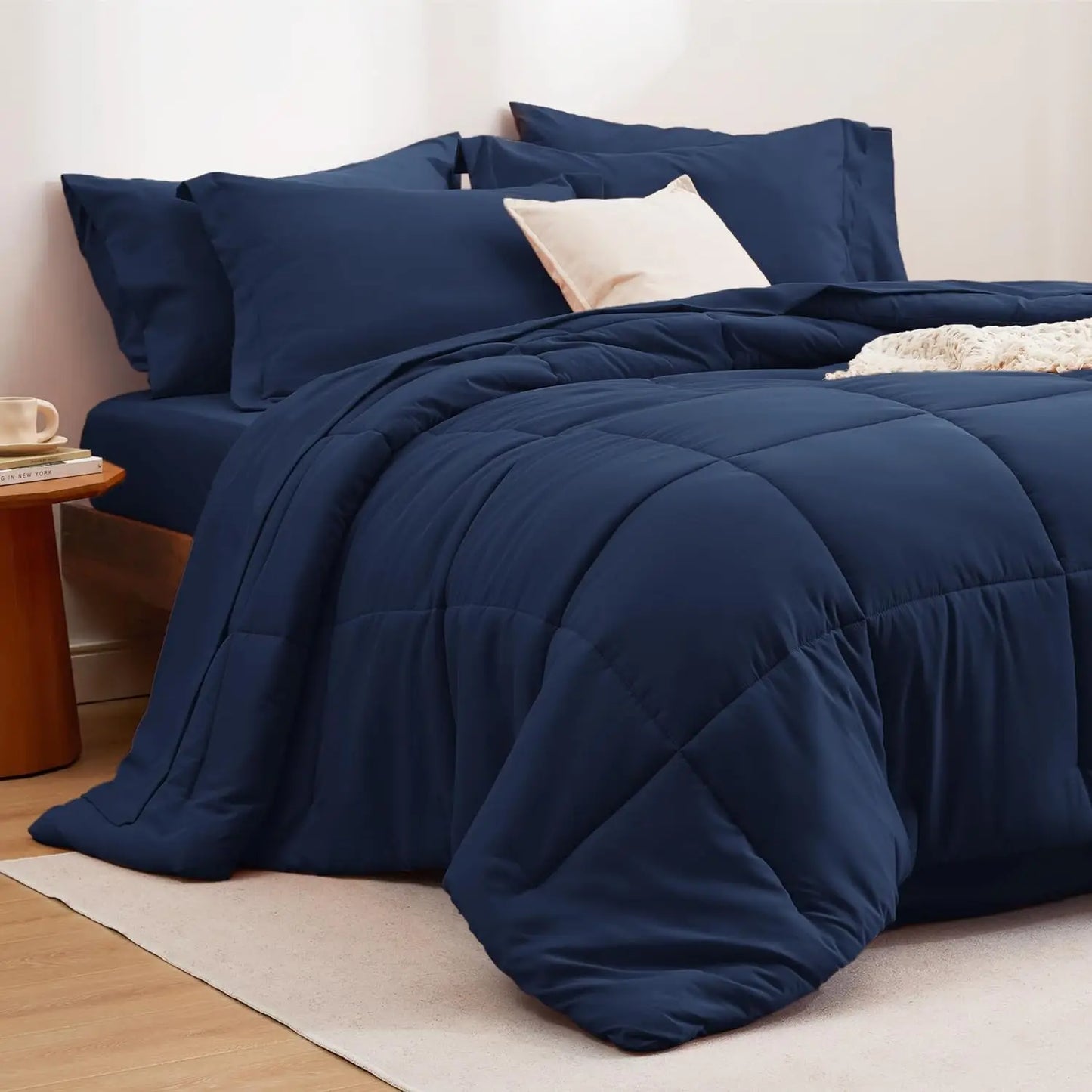 Bedsure Comforter Set - Reversible