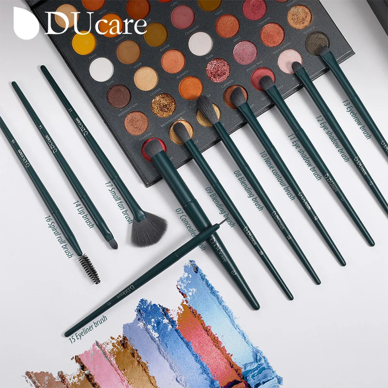 17Pc Makeup Brush Kit