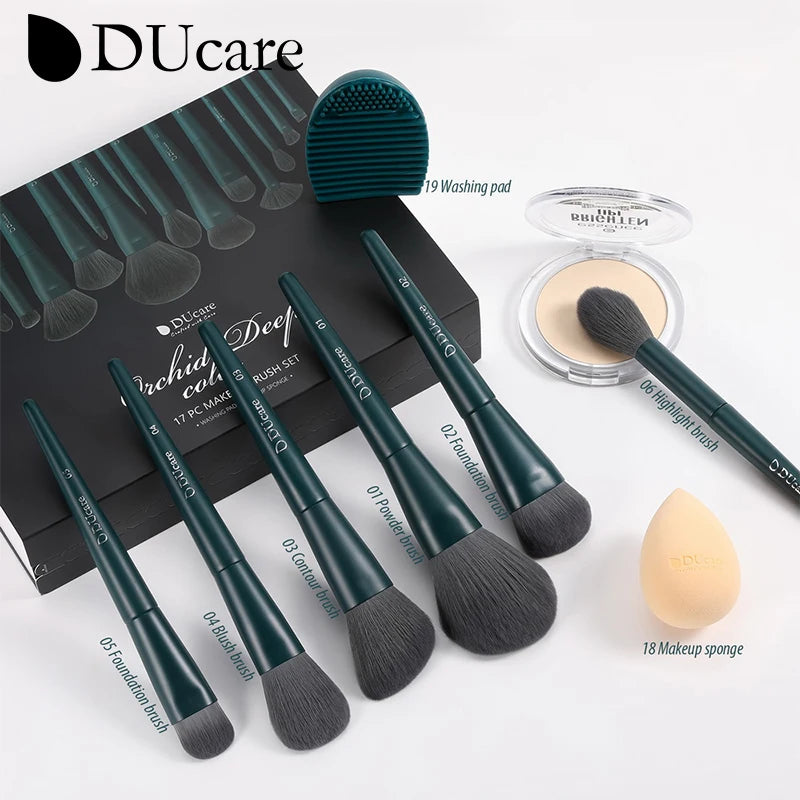 17Pc Makeup Brush Kit